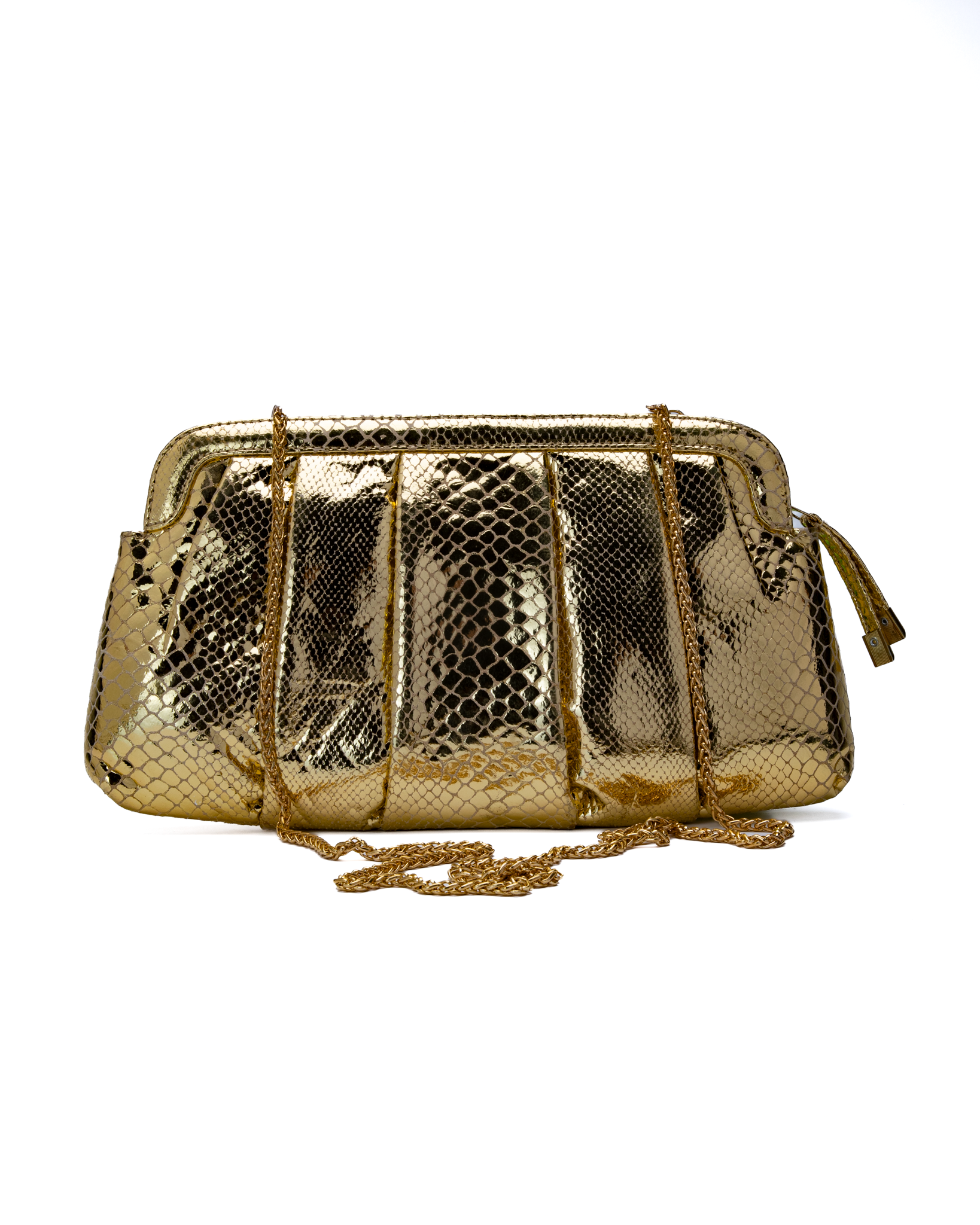 Aura Clutch