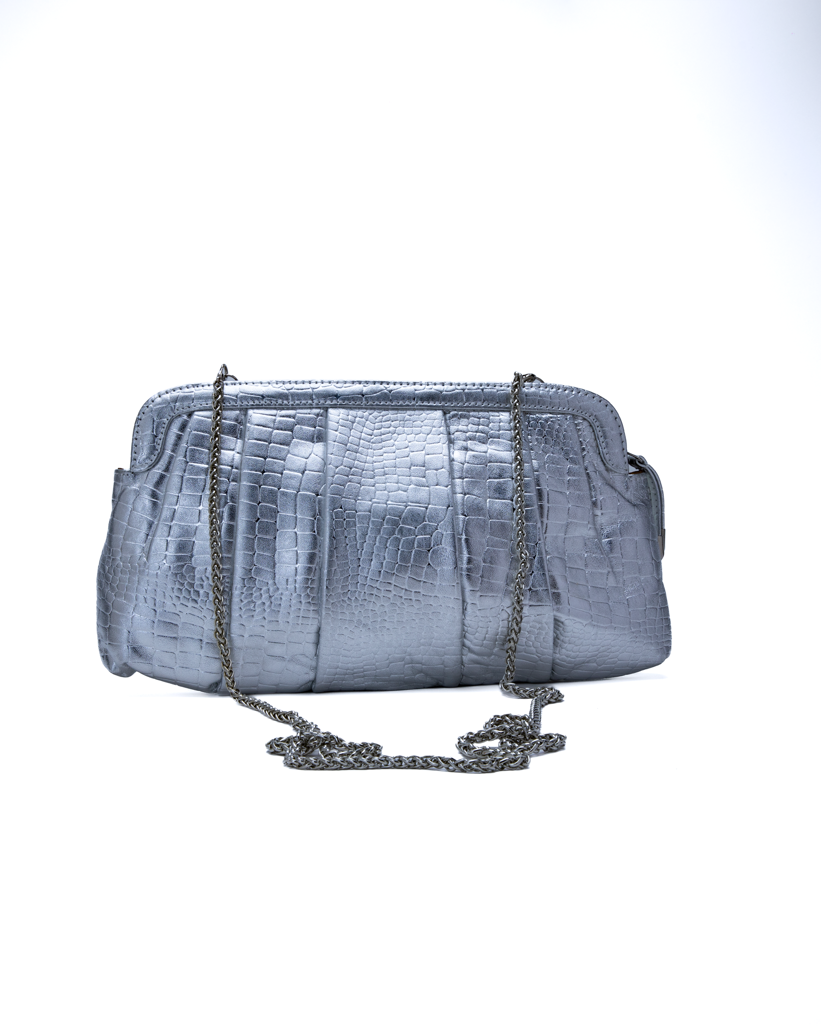Aura Clutch